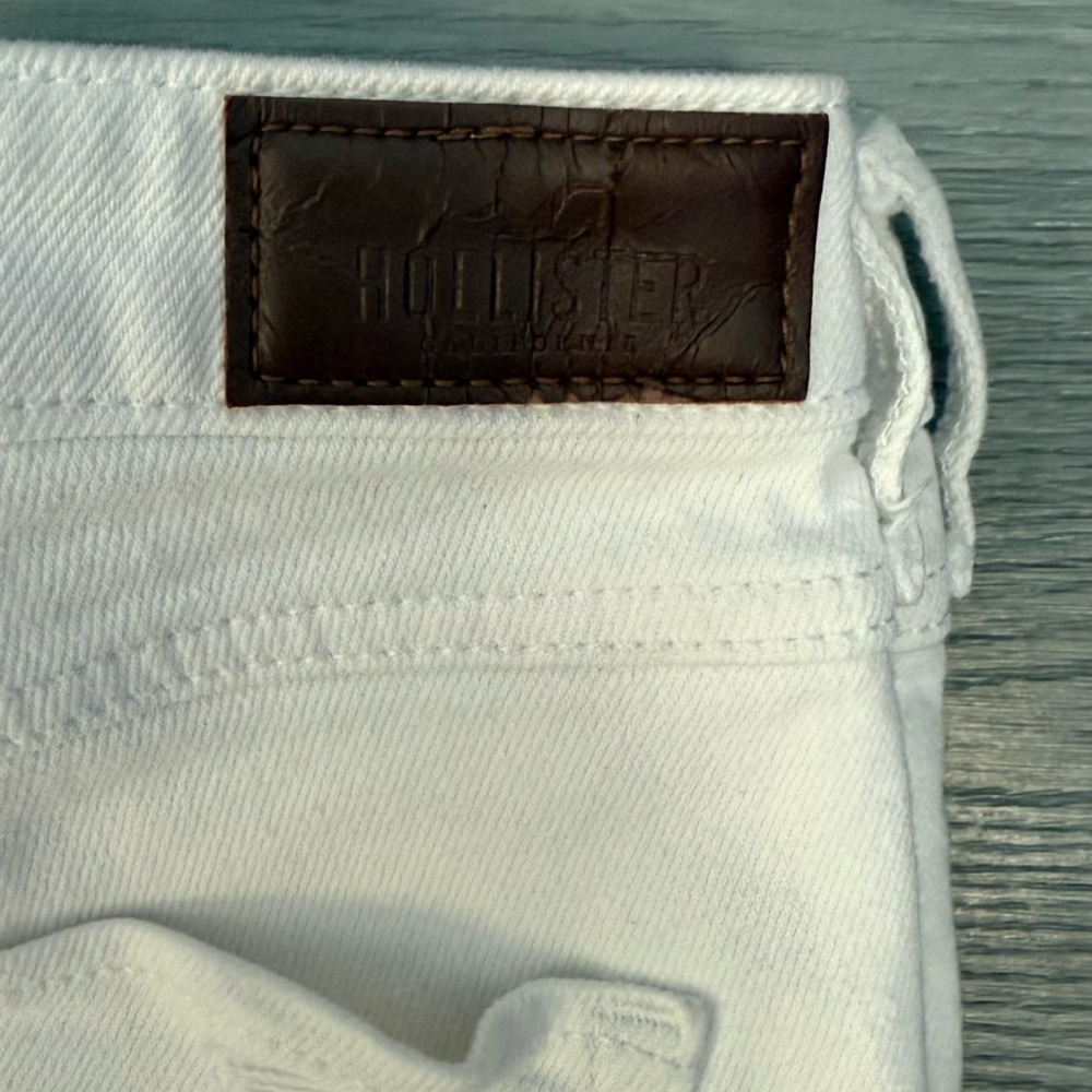 Hollister White Jeans with Brown Patch - Picture 3 of 4